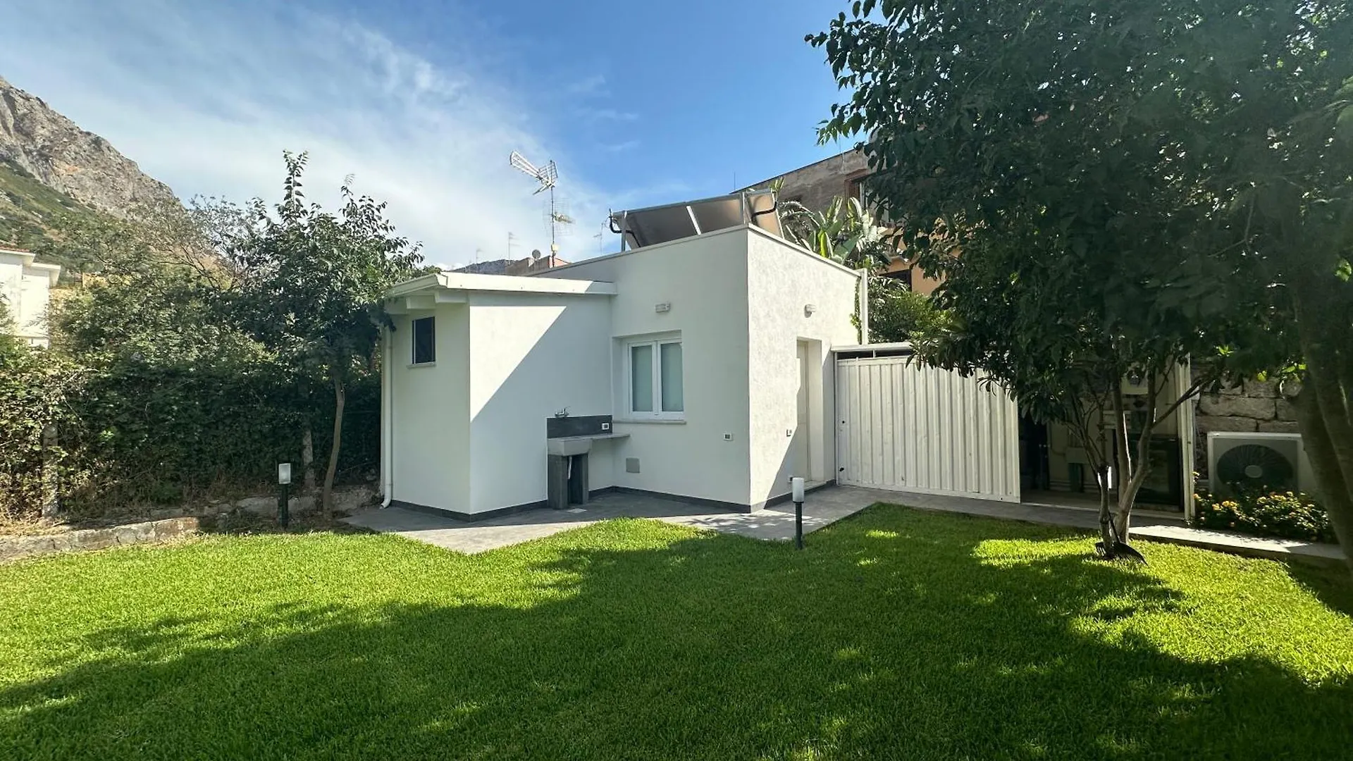 Villa Oasi Verde Cinisi 0*,  Italy